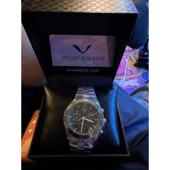 Specht & Sohne Mens Green Dial Silver Case Chronograph Round Casual Wristwatch